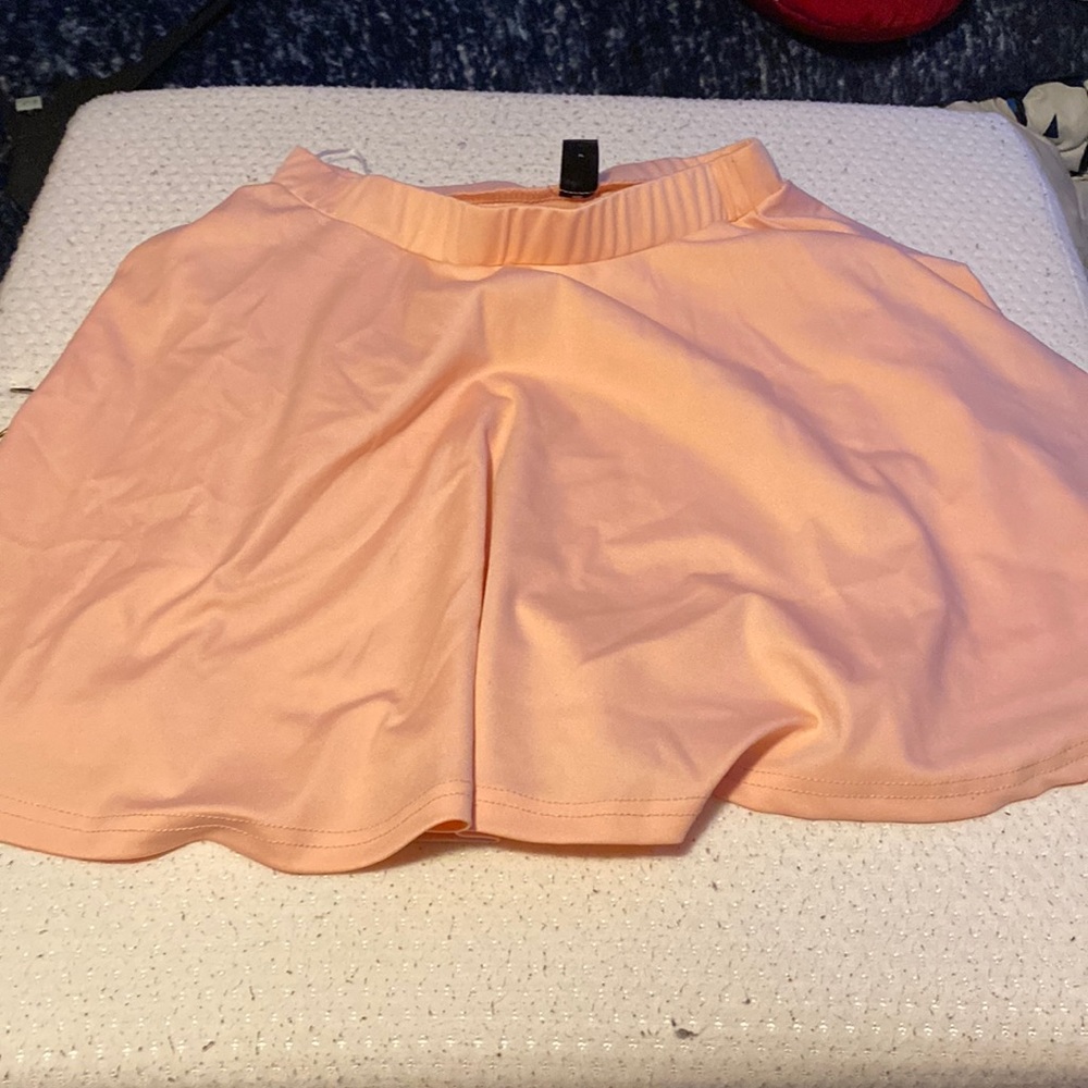 Pink cream medium womens skirt